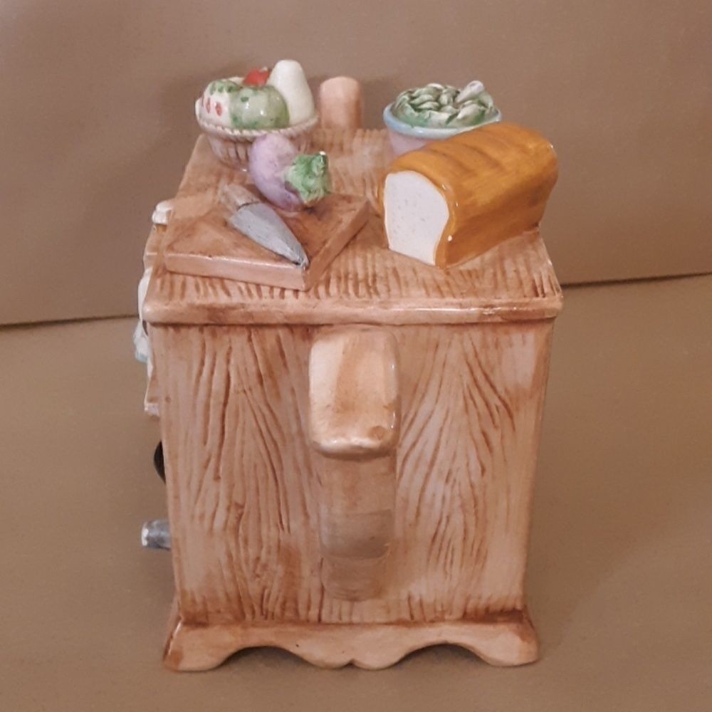 Cardinal Novelty Kitchen Kettle - Picture 5 of 7